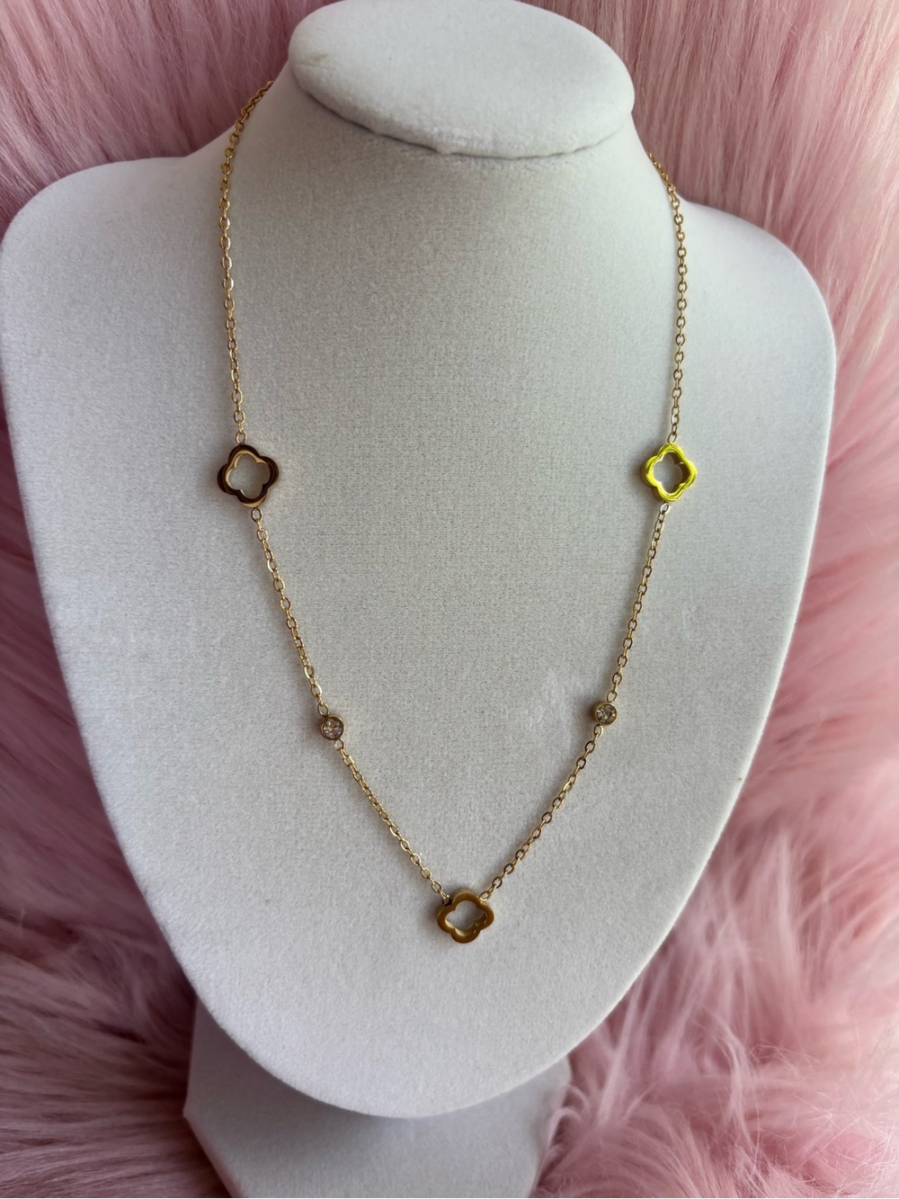 Gold Clover Station Necklace - Elegant Floral Link Necklace